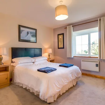 No 21 Killarney's Holiday Village Holiday home *