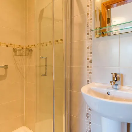 No 21 Killarney's Holiday Village Holiday home *